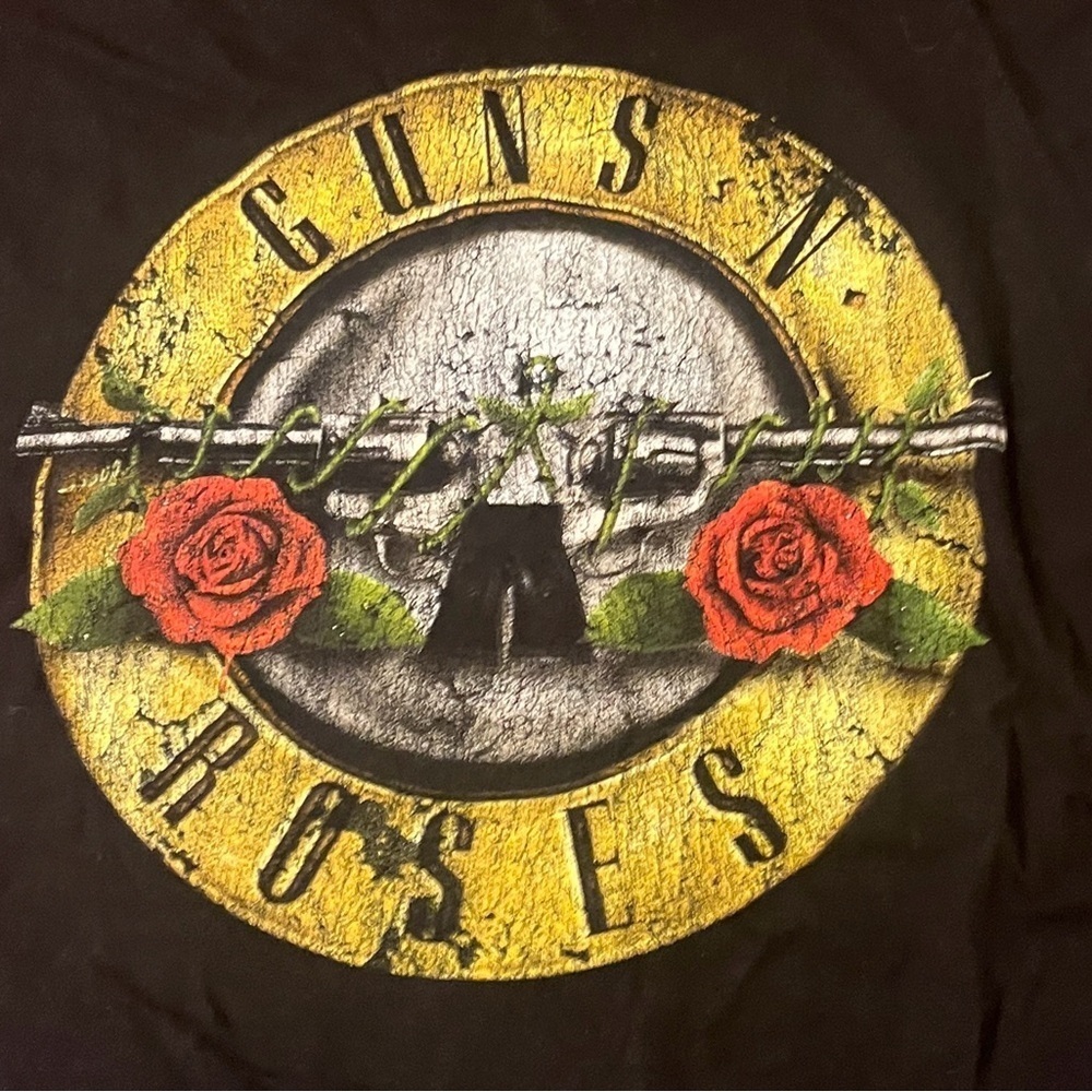 Guns Nโ Roses T-Shirt - Picture 2 of 4